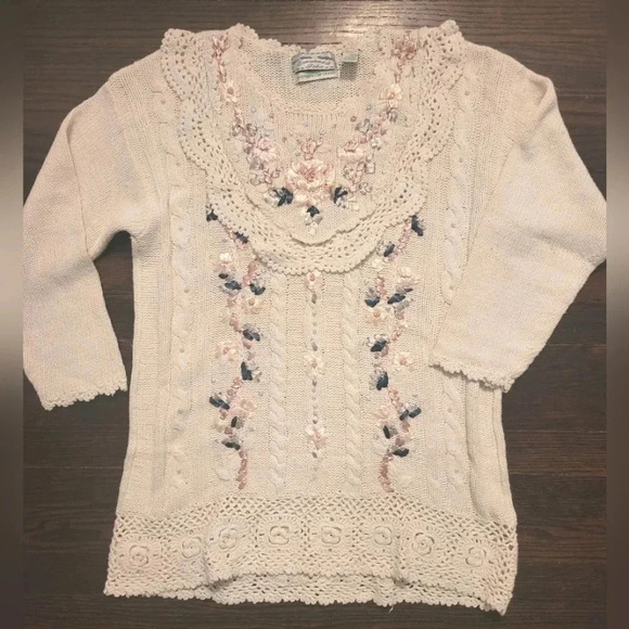 Vintage cream crochet lace pearls floral whimsy coquette cottagecore sweater M - Picture 2 of 14